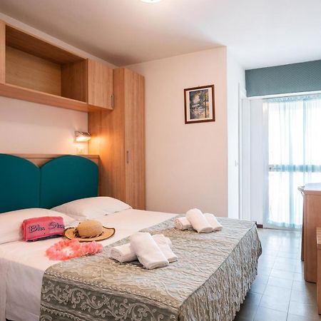 Blu Star Hotel Gabicce Mare Exterior photo